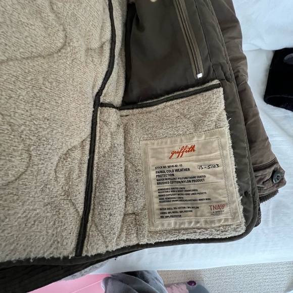 ARITZIA double layer (removable) jacket - Picture 4 of 6